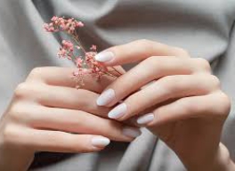 NHỎ NHƯ CÁI MÓNG TAY, CŨNG CẦN HỌC CÁCH CHĂM SÓC