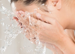 QUY TRÌNH CẦN BIẾT LÀM SẠCH DA TRƯỚC KHI TRANG ĐIỂM