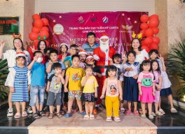 TRUNG TÂM ĐÀO TẠO THẨM MỸ CARITA TỔ CHỨC CHO CÁC BÉ VUI CHƠI LỄ GIÁNG SINH