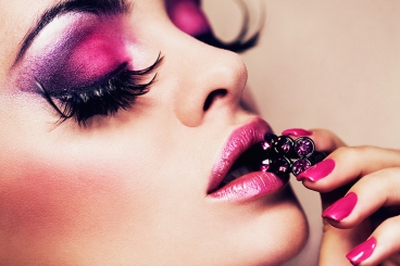 CÓ NÊN CHỌN HỌC NGHỀ MAKEUP?