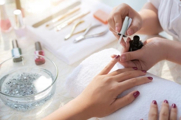 NHỮNG KIẾN THỨC CƠ BẢN XUNG QUANH KHÁI NIỆM “ NGHỀ NAIL ”