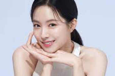 BÍ QUYẾT GIÚP NÀNG LẤY LẠI LÀN DA CĂNG MỊN, TƯƠI KHỎE VÀO NHỮNG THÁNG CUỐI NĂM