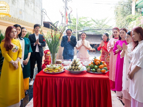 Khai trương đầu xuân 2024