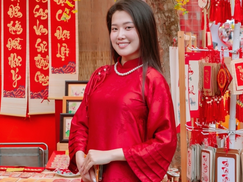 Du xuân cùng Carita, gửi nhau cả năm bình an