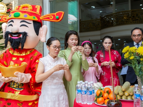 Khai xuân Bính Ngọ tại Carita Academy