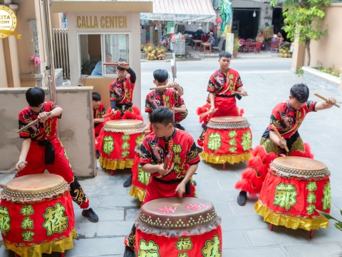 Màn Múa Lân “Chấn Động” Mở Màn Tuyển Sinh 2026 tại Carita Academy