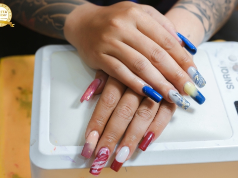 Học Nail bài bản