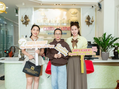 Học viên mới lớp Nail - Phun xăm chuyên nghiệp 