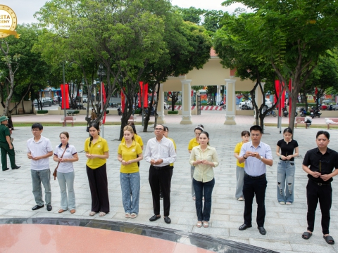 CARITA ACADEMY DÂNG HOA, THẮP HƯƠNG NHÂN NGÀY THƯƠNG BINH – LIỆT SĨ 27/7