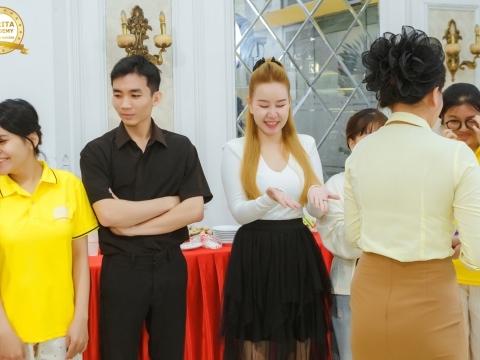 Trung thu tại Carita Academy
