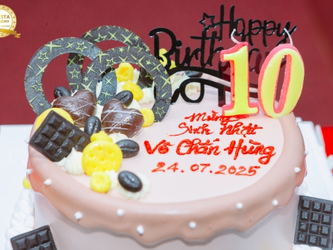 HPBD HOÀNG TỬ HARY 10 TUỔI