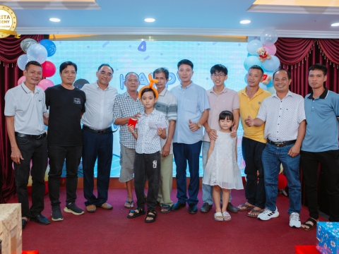 HPBD HOÀNG TỬ HARY 10 TUỔI