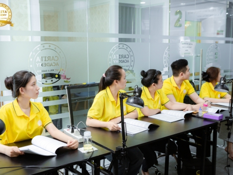 LỚP HỌC PHUN XĂM THẨM MỸ