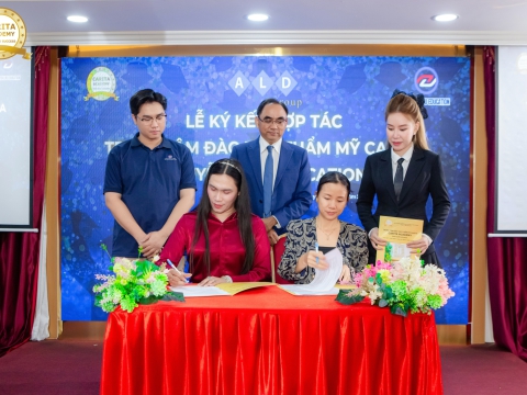 Lễ ra mắt Công ty Cổ phần Tập đoàn A.L.D và chính thức Khai trương Nhượng quyền thương hiệu Hệ thống thẩm mỹ viện L