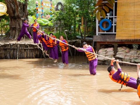 TRÒ CHƠI TẠI CỒN PHỤNG BẾN TRE
