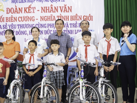 Carita Academy: Lan Tỏa Yêu Thương Đến Phụ Nữ Vùng Biên