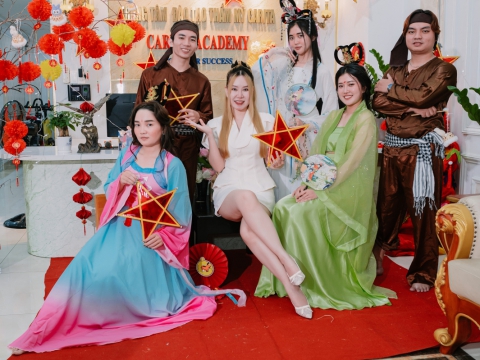 Cùng ngắm nhìn những khoảnh khắc hậu trường siêu đáng yêu và đầy năng lượng này nhé