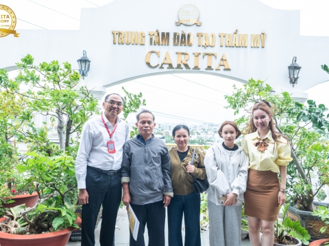 HỌC VIÊN MỚI ĐẦY NĂNG LƯỢNG CỦA NHÀ CARITA