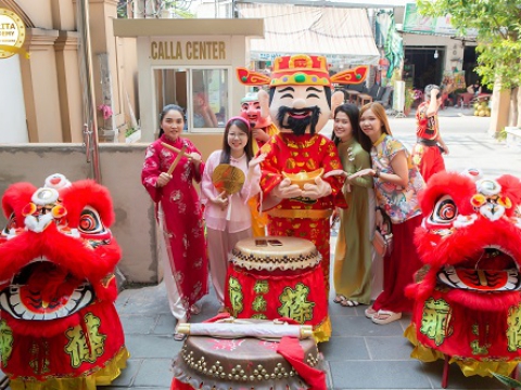 Màn Múa Lân “Chấn Động” Mở Màn Tuyển Sinh 2026 tại Carita Academy