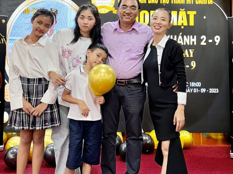 Tổ chức sinh nhật cho học viên nhân viên