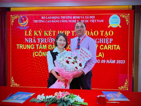 Lễ hợp tác đào tạo với Trường cao đẳng công nghệ Y - Dược Việt Nam 21/9/2023