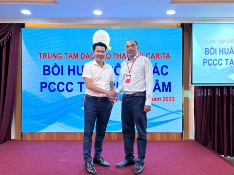 Bồi huấn công tác phòng cháy chữa cháy tại trung tâm đào tạo thẩm mỹ Carita