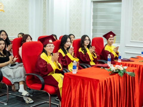 Lễ tốt nghiệp tháng 8/2024