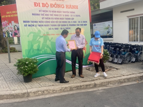 Trao tặng xe lăng ngày 23/03/2024 