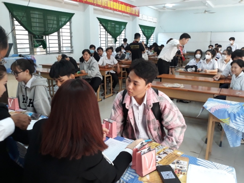 Tuyển sinh nghề thẩm mỹ ngày 4/4/2024 tại Trung tâm GDTX huyện Gò Dầu, Tây Ninh