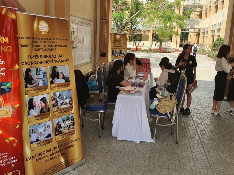 Tuyển sinh nghề thẩm mỹ ngày 4/4/2024 tại trường THPT Trảng Bàng, Huyện Gò Dầu, Tây Ninh