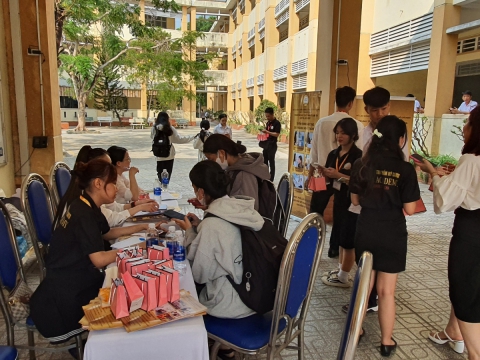 Tuyển sinh nghề thẩm mỹ ngày 4/4/2024 tại trường THPT Trảng Bàng, Huyện Gò Dầu, Tây Ninh