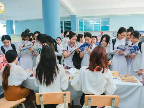 Tuyển sinh ngành thẩm mỹ tại trường Giáo dục thường xuyên Quận 12 ngày 13/05/2024