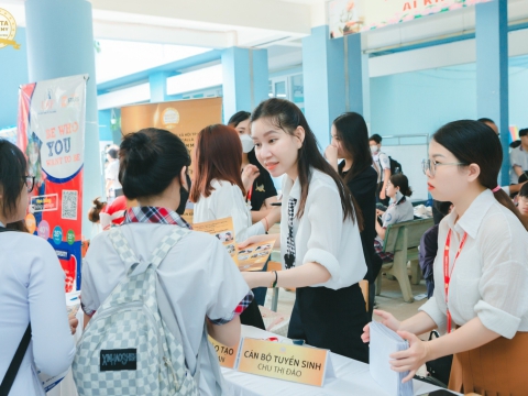 Tuyển sinh ngành thẩm mỹ tại trường Giáo dục thường xuyên Quận 12 ngày 13/05/2024