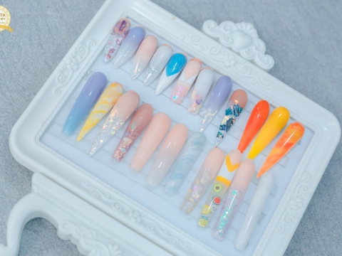 Lớp thực hành nail