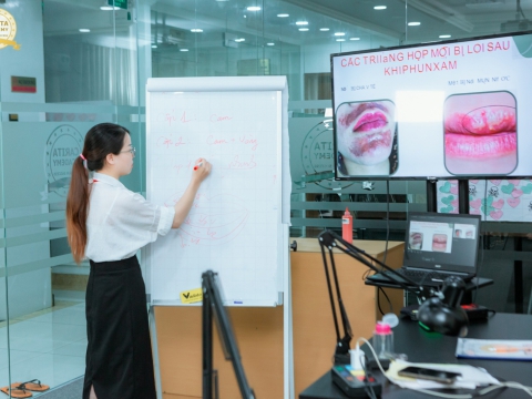 Phòng lý thuyết phun xăm Carita