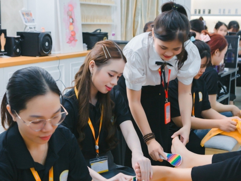 Lớp thực hành nail