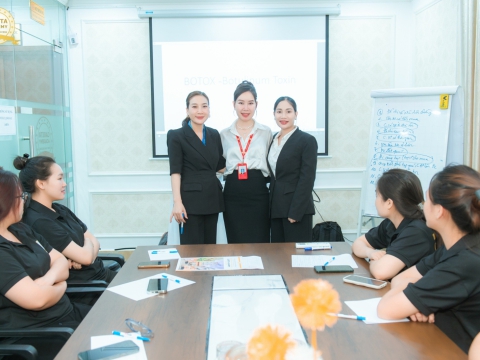 Lớp học chuyên viên tư vấn thẩm mỹ tại Carita Academy
