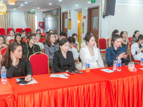 Buổi Giao Lưu Chăm Sóc Da Từ Các Chuyên Gia Lĩnh Vực Làm Đẹp