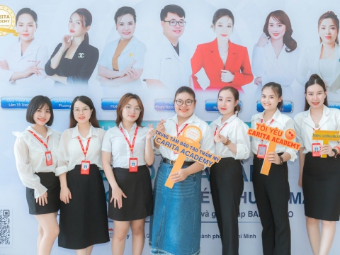 Buổi Giao Lưu Chăm Sóc Da Từ Các Chuyên Gia Lĩnh Vực Làm Đẹp