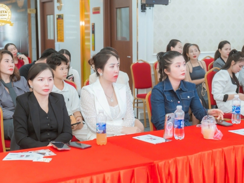 Buổi Giao Lưu Chăm Sóc Da Từ Các Chuyên Gia Lĩnh Vực Làm Đẹp