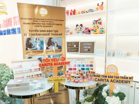 Khóa Học Nail 0Đ: Khám Phá Nghệ Thuật Trang Trí Móng Đẹp