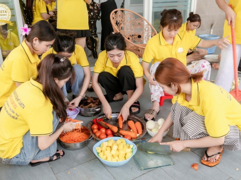 TRỔ TÀI NẤU ĂN CÙNG HỌC VIÊN NHÀ CARITA ACADEMY 