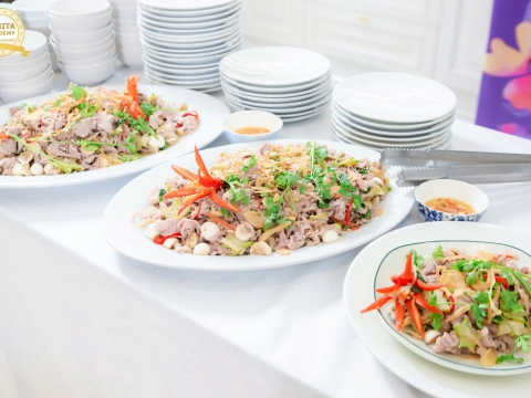 TRỔ TÀI NẤU ĂN CÙNG HỌC VIÊN NHÀ CARITA ACADEMY 