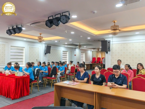 TRƯỜNG CAO ĐẲNG Y DƯỢC THAM QUAN TRUNG TÂM CARITA